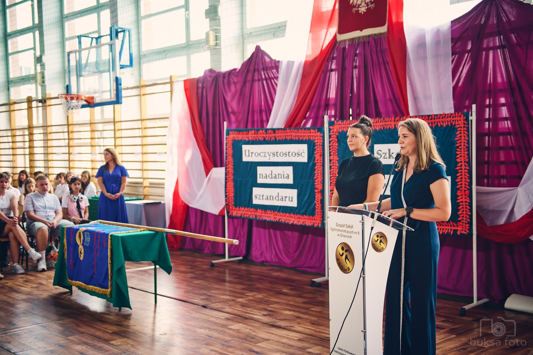 Uroczystość nadania sztandaru i zakończenie roku szkolnego w SP19 w ZSO8 w Gliwicach