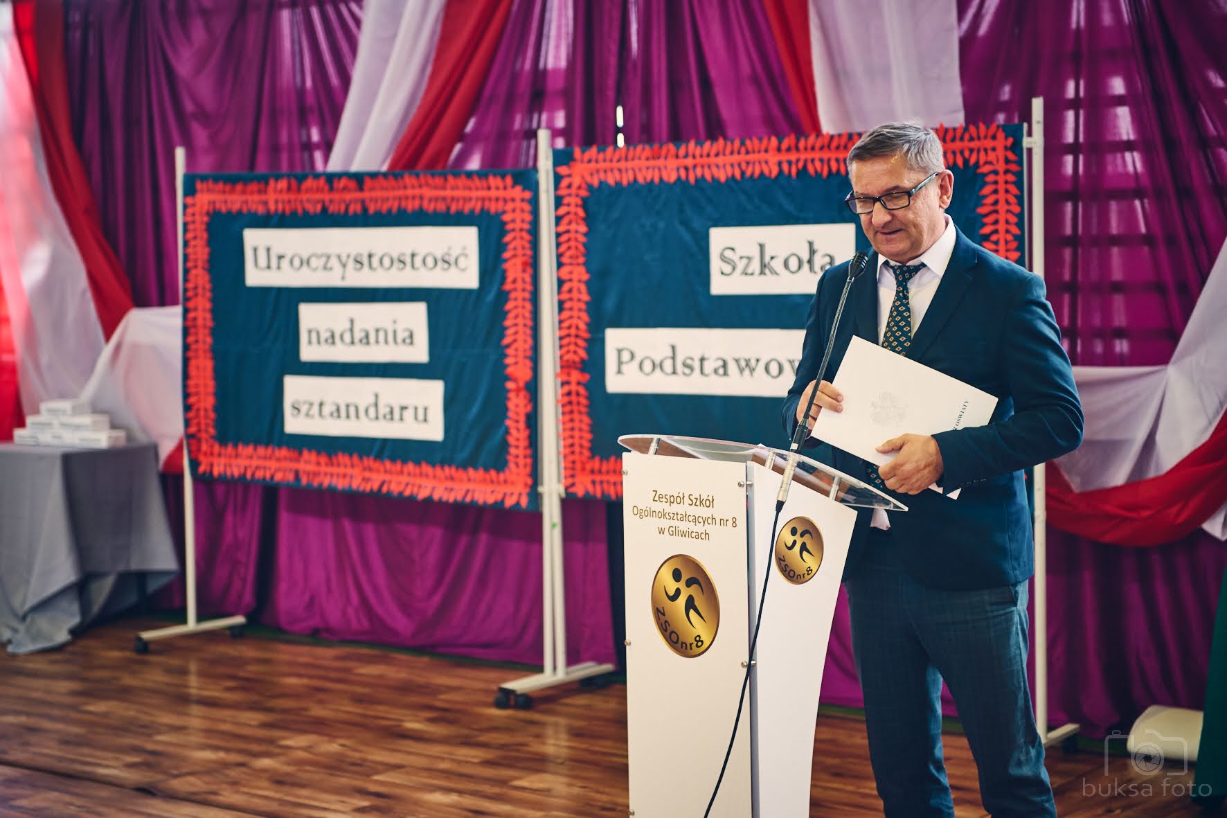 Uroczystość nadania sztandaru i zakończenie roku szkolnego w SP19 w ZSO8 w Gliwicach