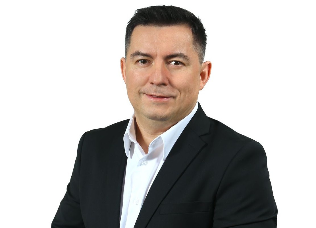 Prof. Homa