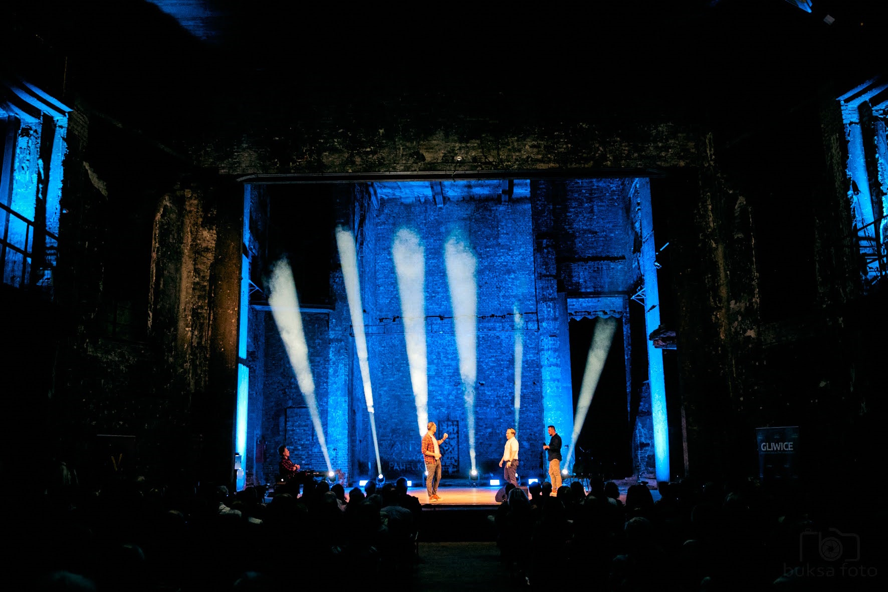 Scena w Ruinach Teatru Victoria
