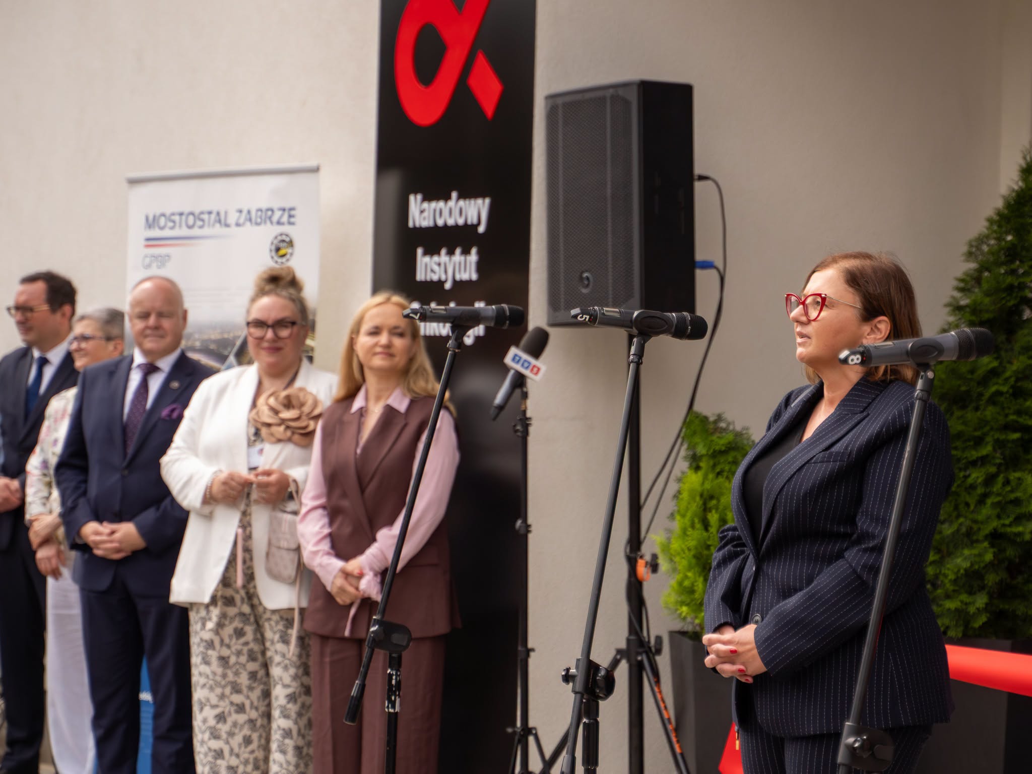 Narodowy Instytut Onkologii w Gliwicach otworzył nowy Oddział Terapii Izotopowej, który łączy zaawansowaną diagnostykę obrazową z leczeniem za pomocą radioizotopów. Cały projekt kosztował około 145 mln zł.