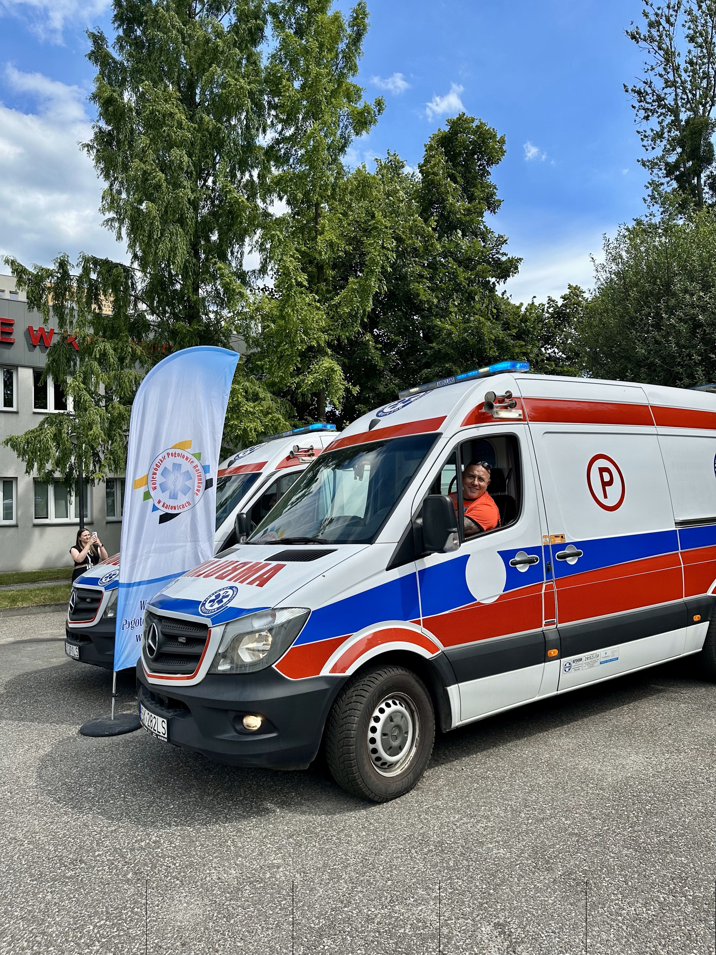 Karetka dla gliwickiego szpitala