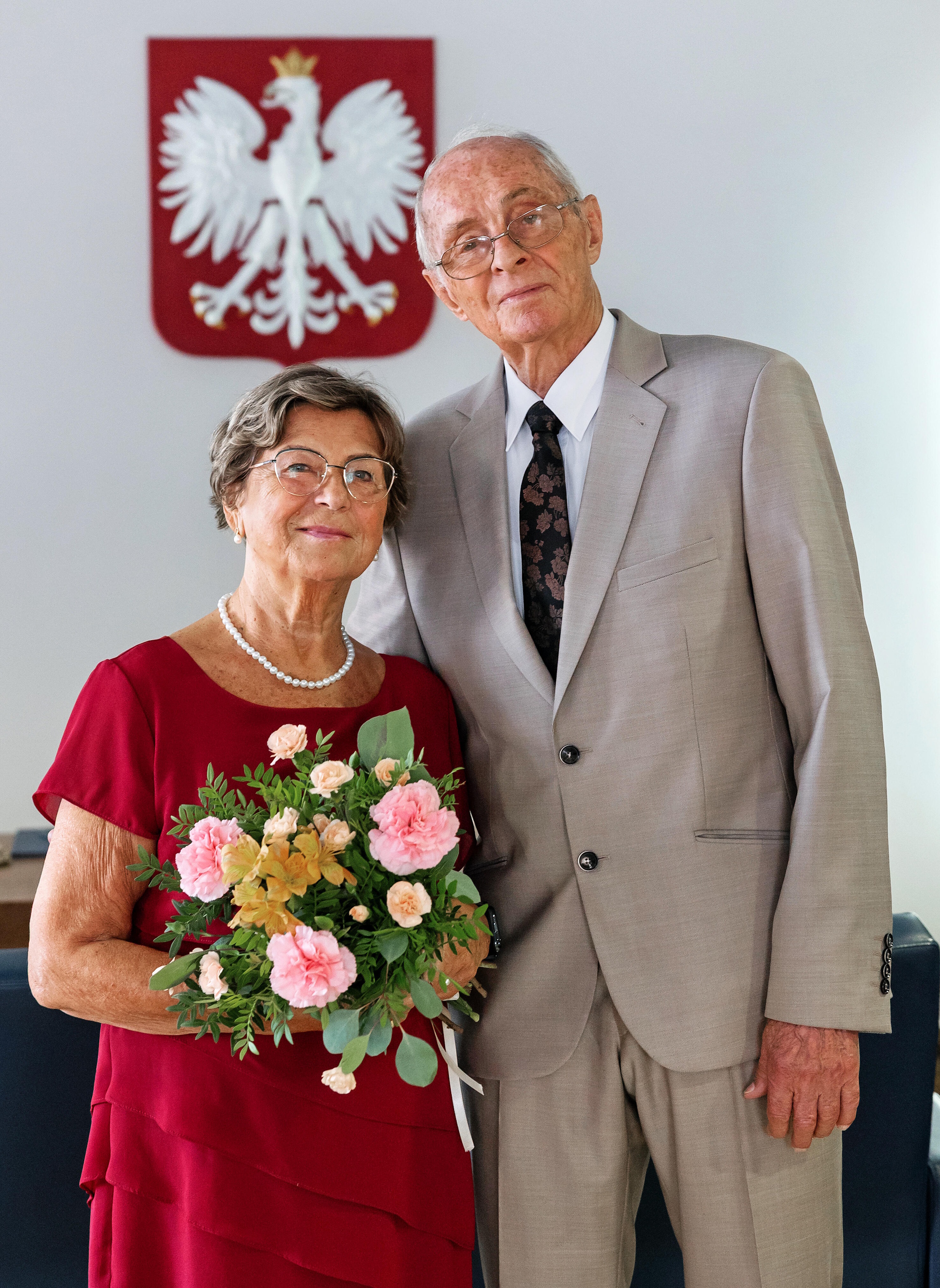 Edyta i Czesław Okońscy pozują do zdjęcia