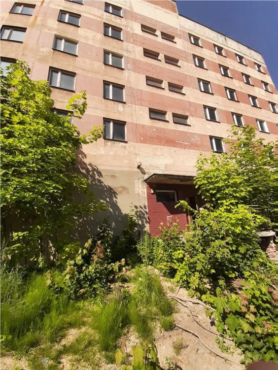 Pustostan po hotelu przy ul. Daszyńskiego 70 