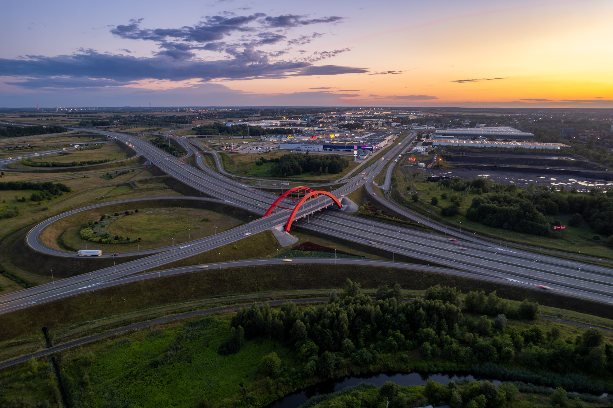 panorama z autostradą A1, rozjazdami, Europą Centralną i szybem kopalni 