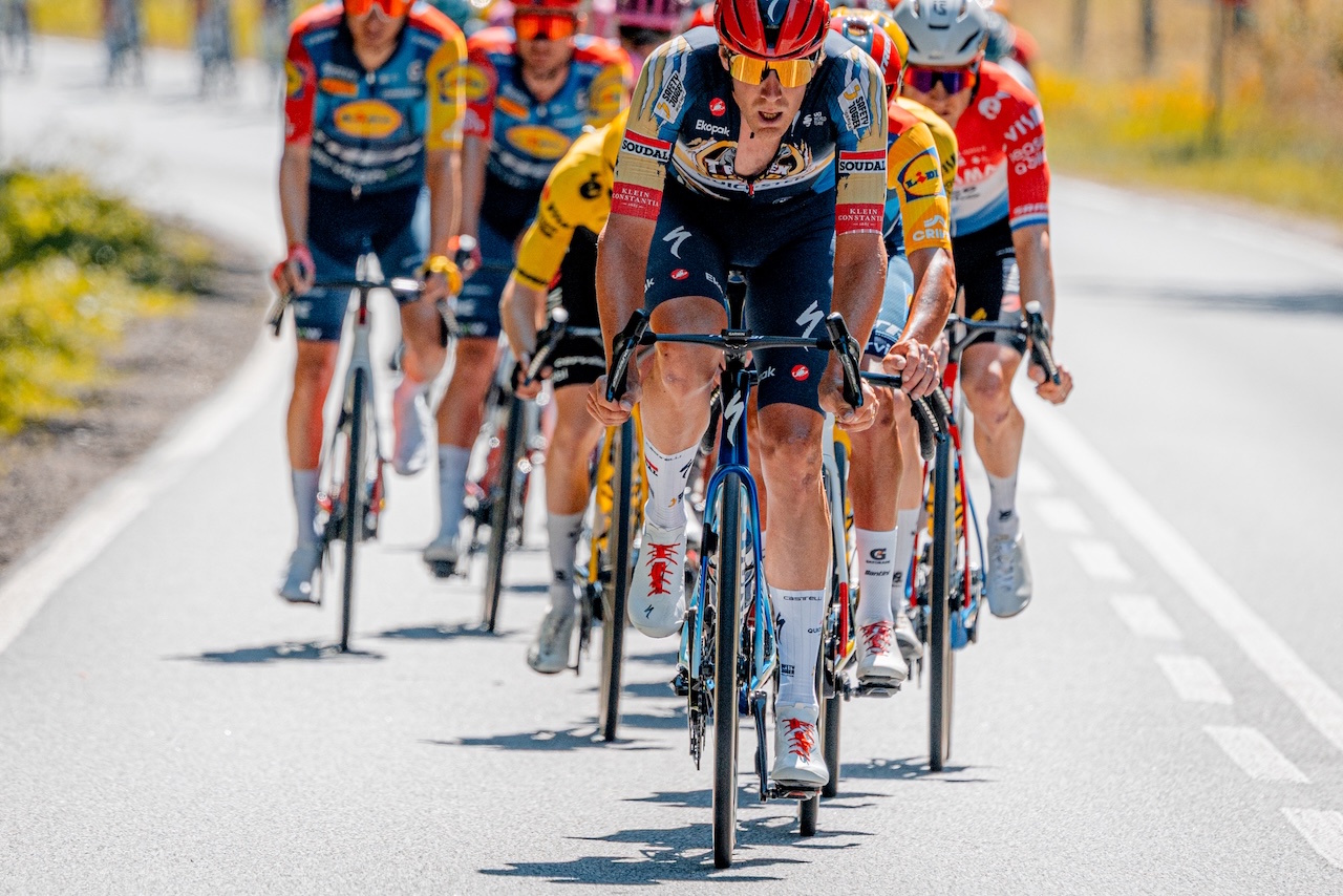 Kolarze pokonujący I Etap 83. Tour de Pologne